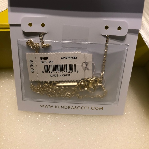 Kendra Scott Ever Necklace - Picture 3 of 3